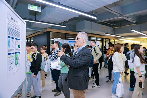 hth.com受邀参加首届农业与植物合成生物学国际研讨会